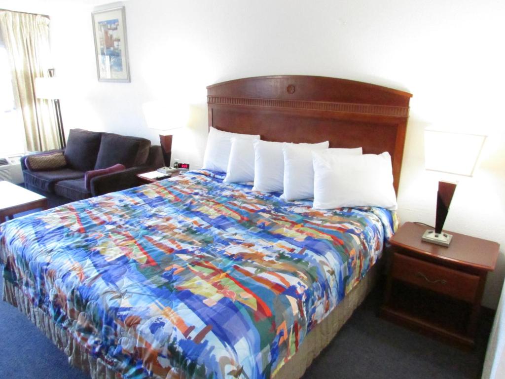 Parsons Inn Official Site Motels In