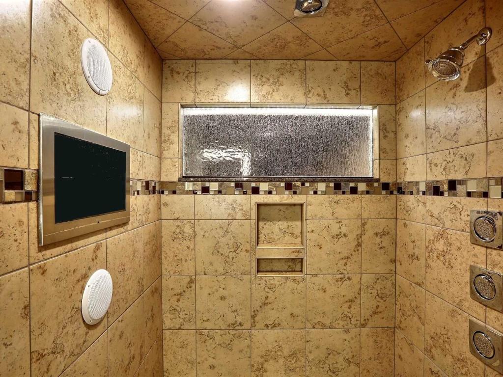 Comfort Suites Green Bay Official Site Hotels In Green Bay