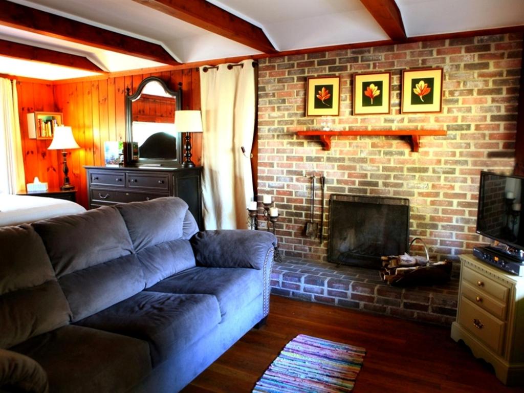 The Pines Cottages Official Site Resorts In Asheville