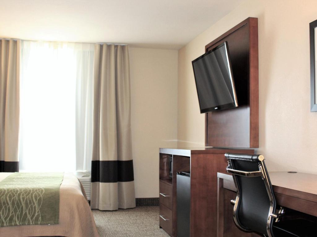 Comfort Inn Suites Chesterfield Official Site Hotels In