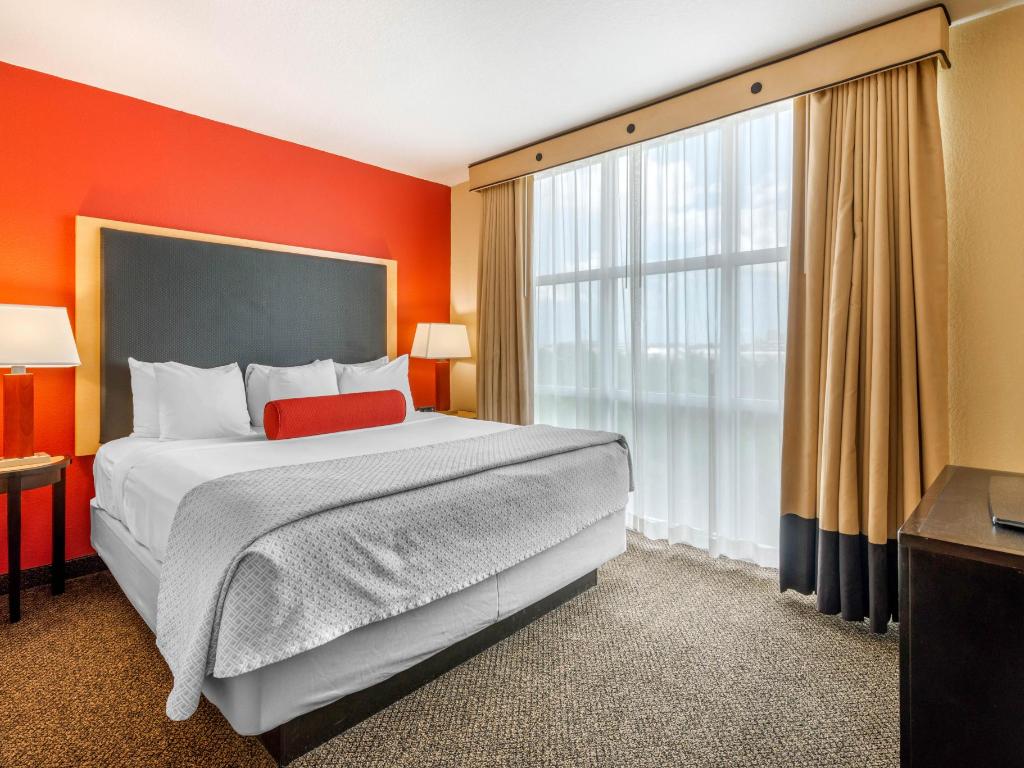 Cambria Hotel Ft Lauderdale Airport South Cruise Port