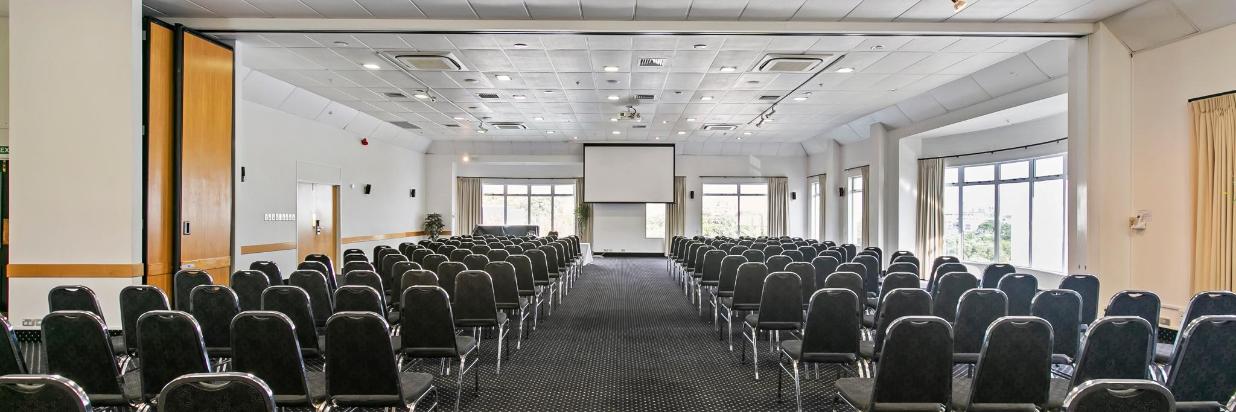 Discovery & Endeavour combined.jpg