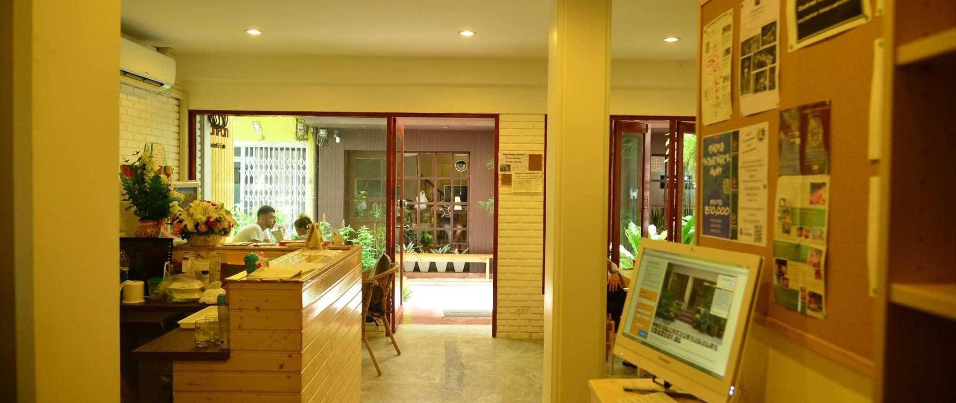 Promo [70% Off] The Sibling Hostel Thailand | Hotel 08527