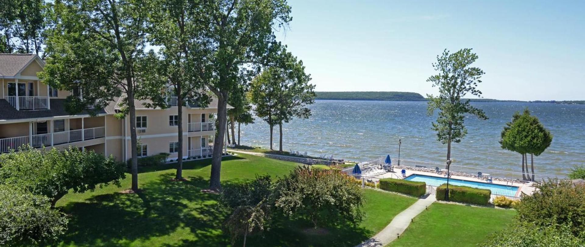 Westwood Ss Waterfront Resort Door County Sturgeon Bay Wi 33595580