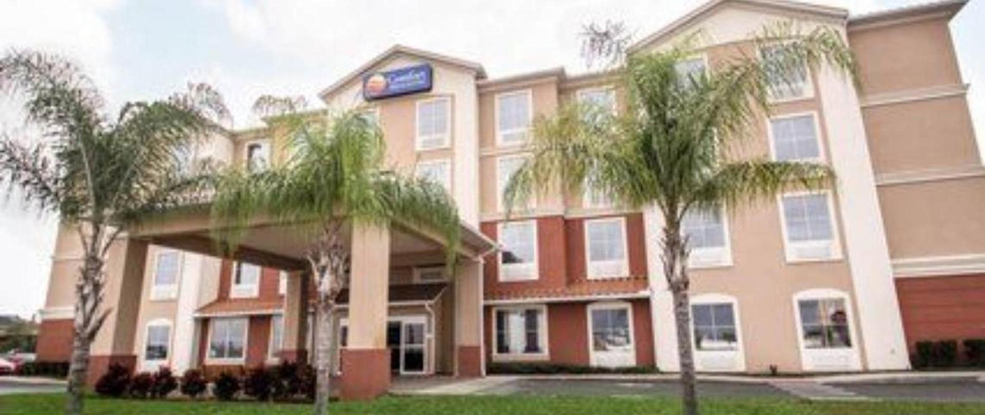 Comfort Inn Suites Maingate South Davenport Fl