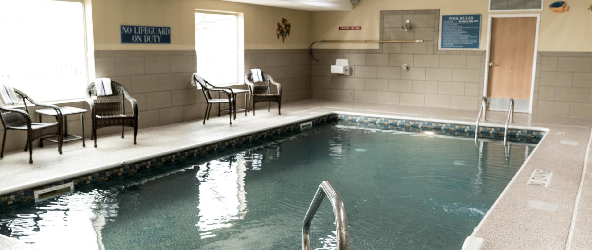 Comfort Inn Suites Paw Paw Mi154 Paw Paw United States