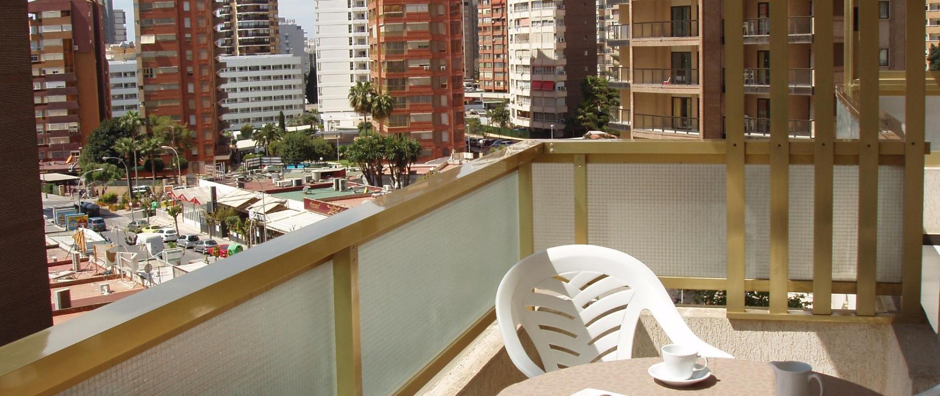 Hotel Maria Victoria Apartments In Benidorm - 