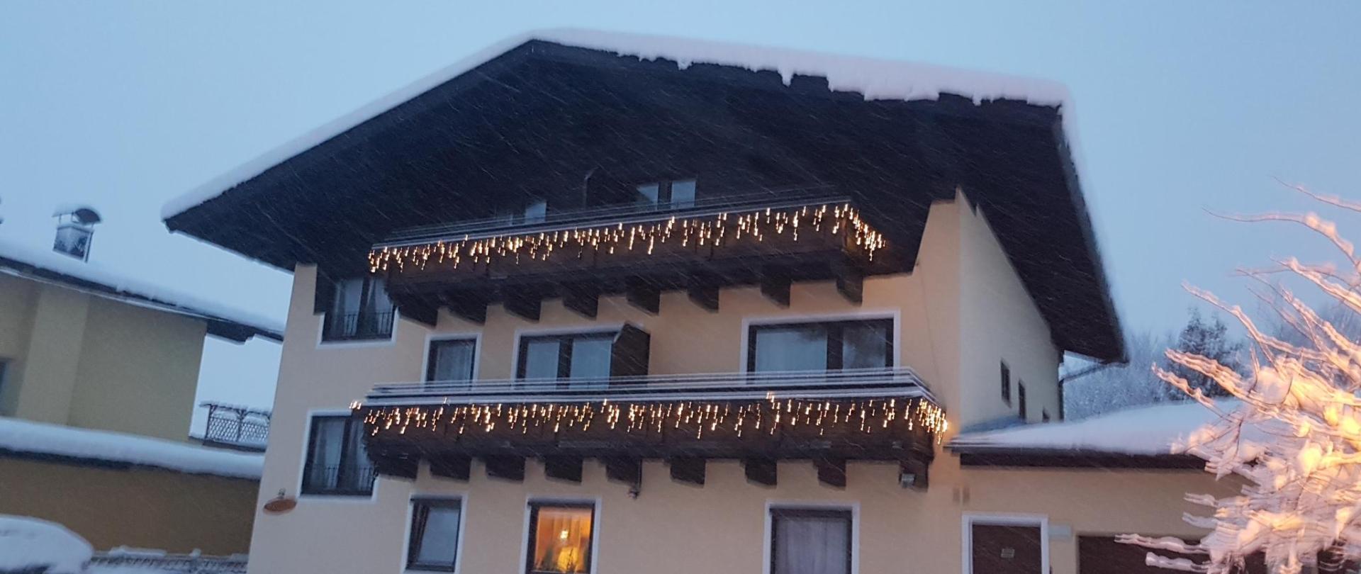 Haus Alpina Zell Am See Austria