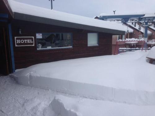 EL HOTEL