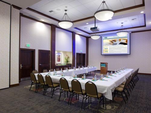 Meeting Rooms