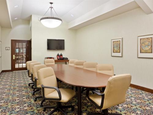 Meeting Rooms