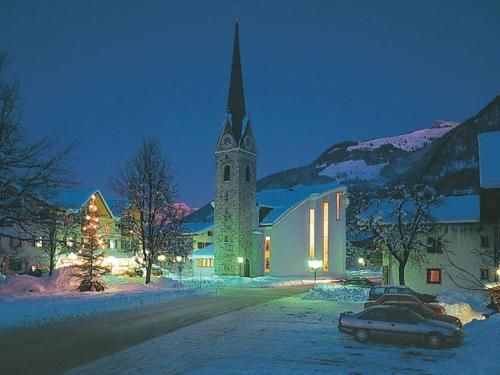 maishofen-bei-nacht-winter.jpg