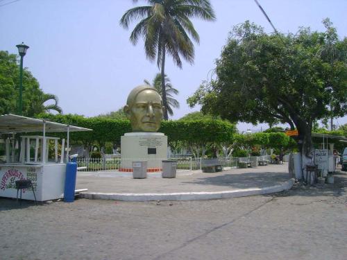 1280px-cuyutlan.JPG