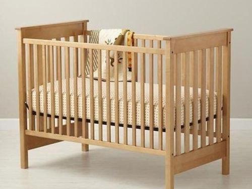 baby-crib-from-woodworking-plans.jpg