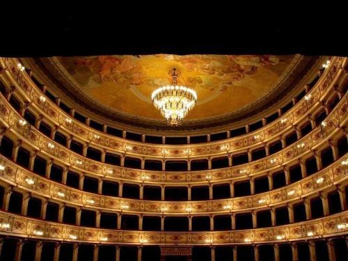 mare-marche-teatro-3.jpg