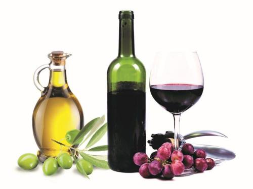 olio-vino-mare-marche.jpg