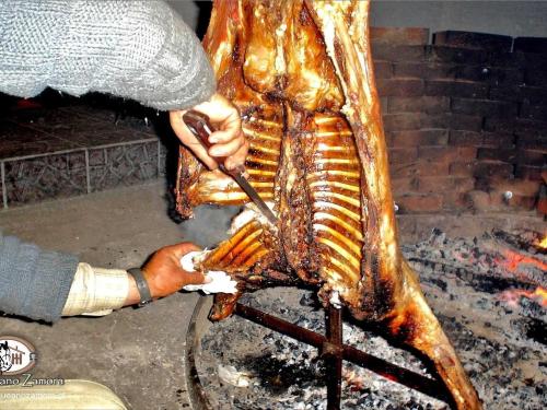 Asado Torres Del Paine Hotel