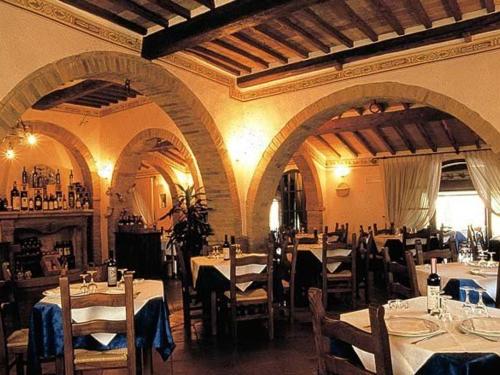 ristorante-taverna-barbarossa.jpg