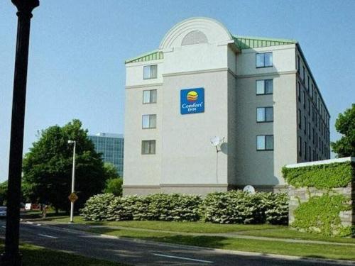 Comfort Inn The Pointe Niagara Falls Niagara Falls Ny - 