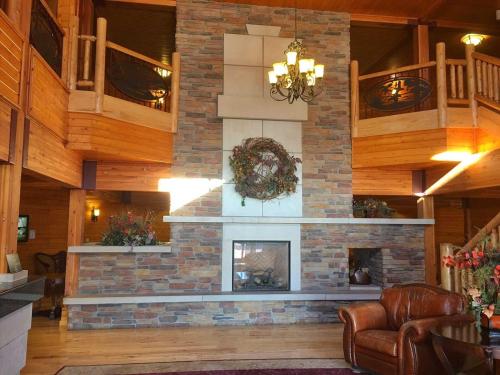 Hotels In Norfolk Norfolk Lodge Suites Norfolk Ne - 