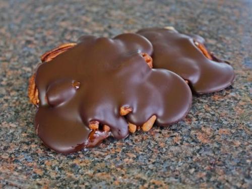 CHOCOLATE SPRINGS