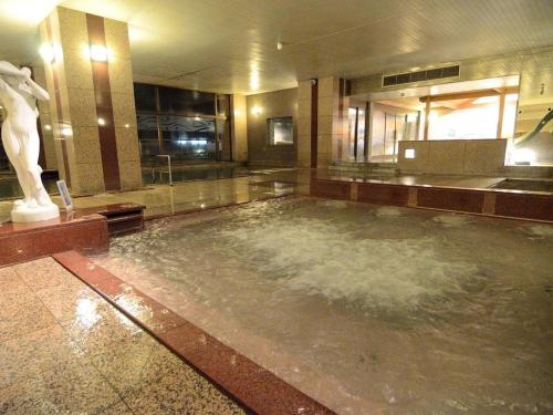 Aguas termales y piscina