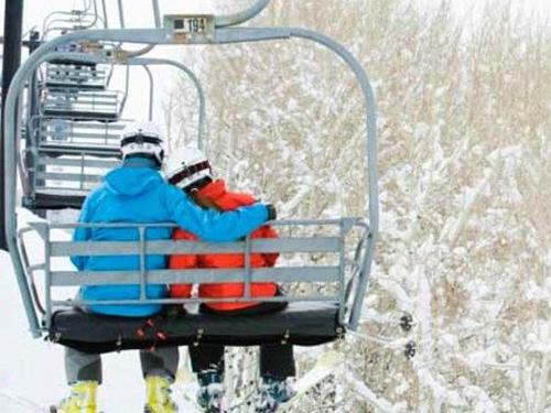 Couples Romance Ski & Dine Package