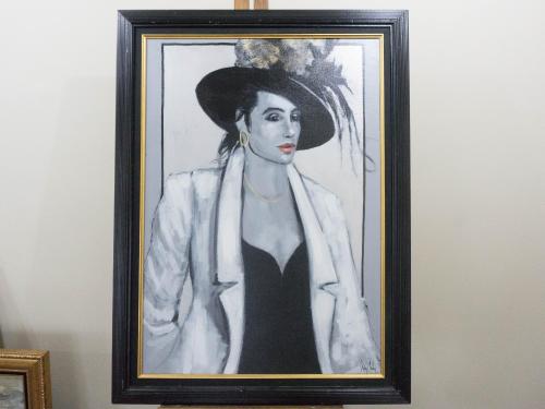 Art, Antiques & Uniques
