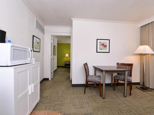 New Extended Stay Suites