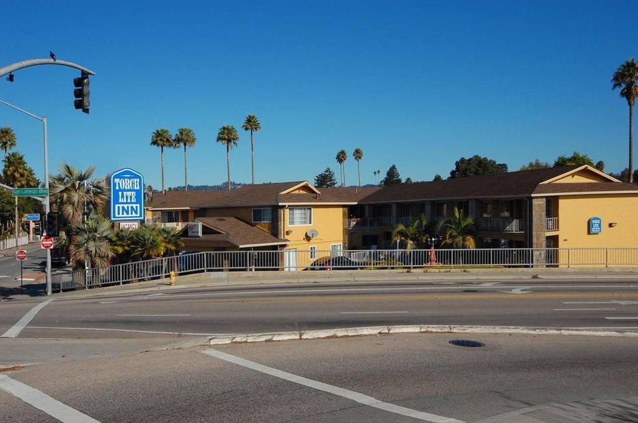 Photos Torch Lite Inn At The Beach Boardwalk Santa Cruz Usa 13317009 Jpg 1024x0